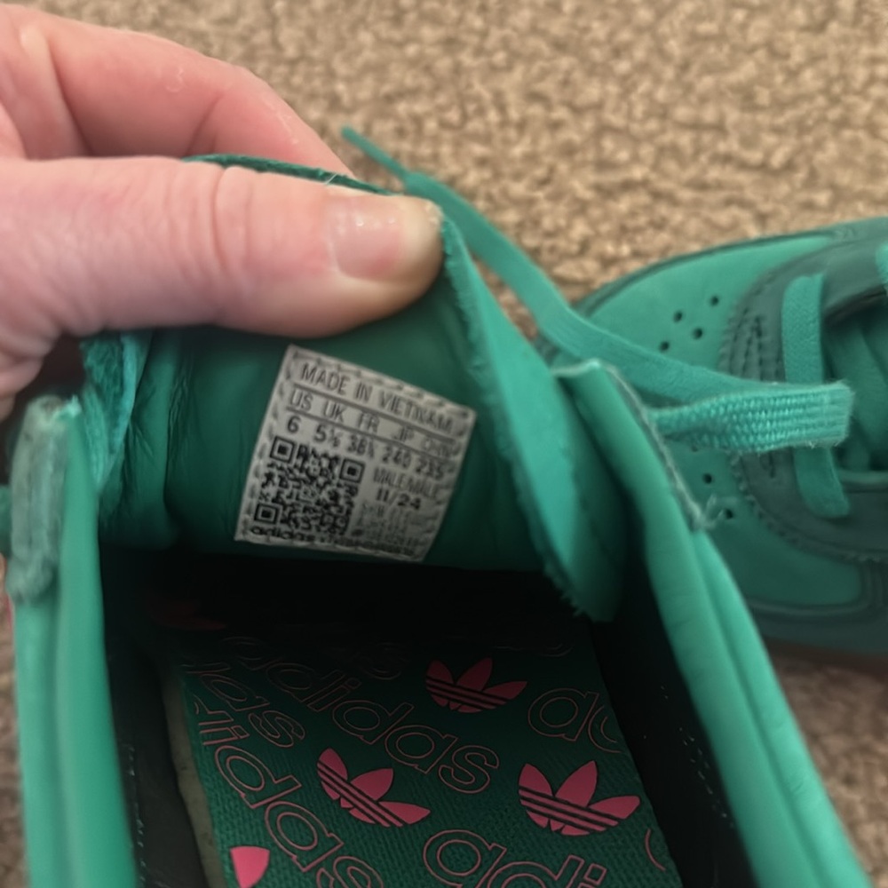 Adidas Spezial Men’s size 6 (Women’s 7.5-8) New Shoes. Green and Pink - Picture 6 of 7